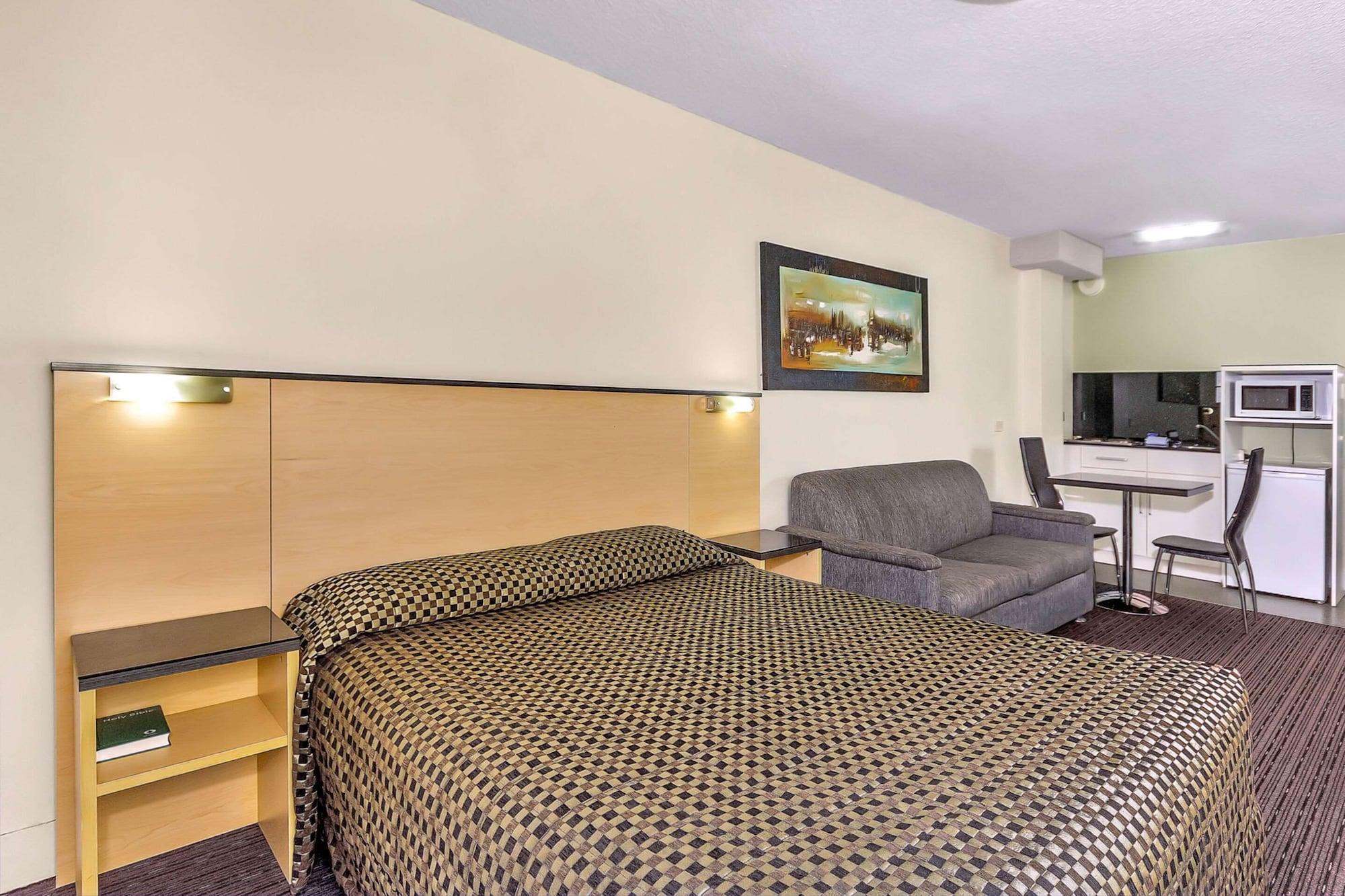 Comfort Inn & Suites Goodearth Perth Exterior foto